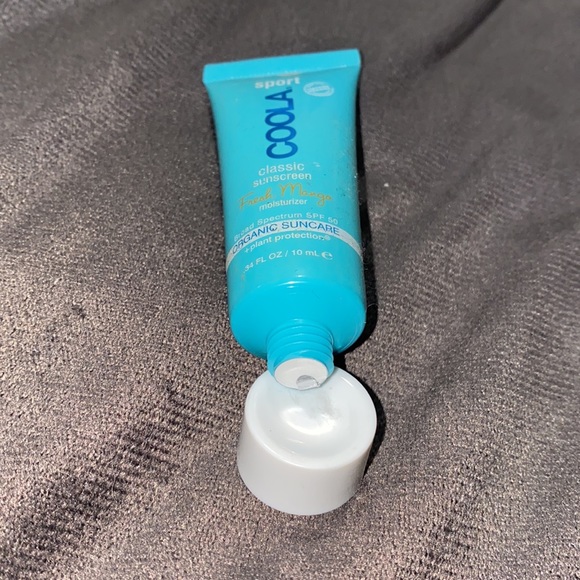 🪩5 piece skincare bundle! - Picture 3 of 6